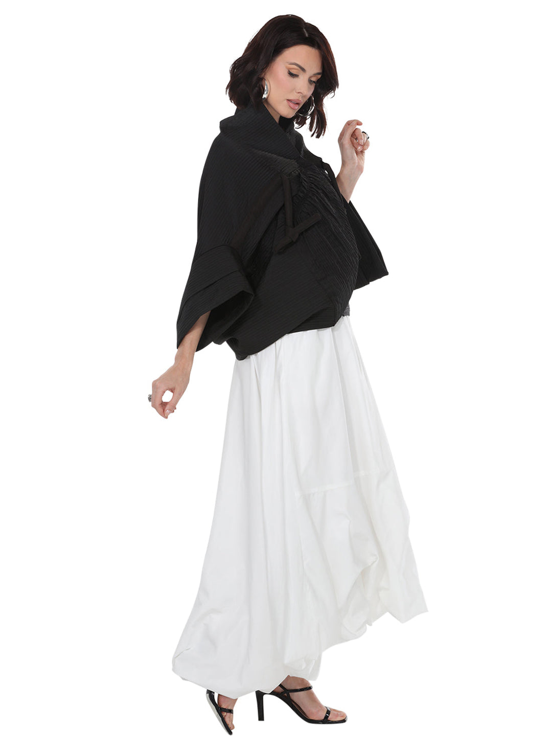 Love The Queen, Style 17617