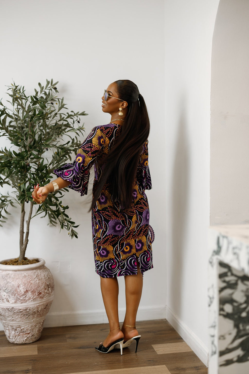 TASSI AFRICAN PRINT BELL SLEEVE MIDI DRESS [PURPLE]