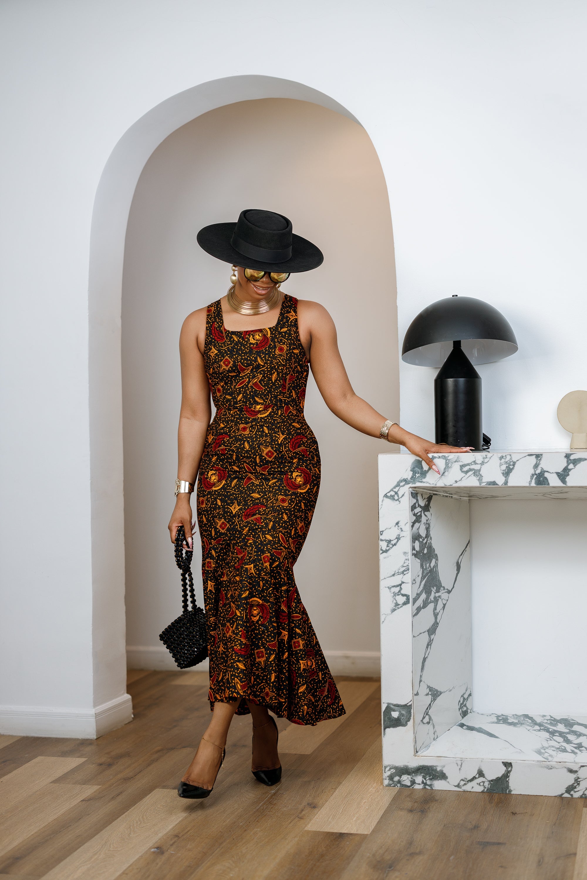EYI AFRICAN PRINT SLEEVELESS SCOOP NECK MIDI DRESS