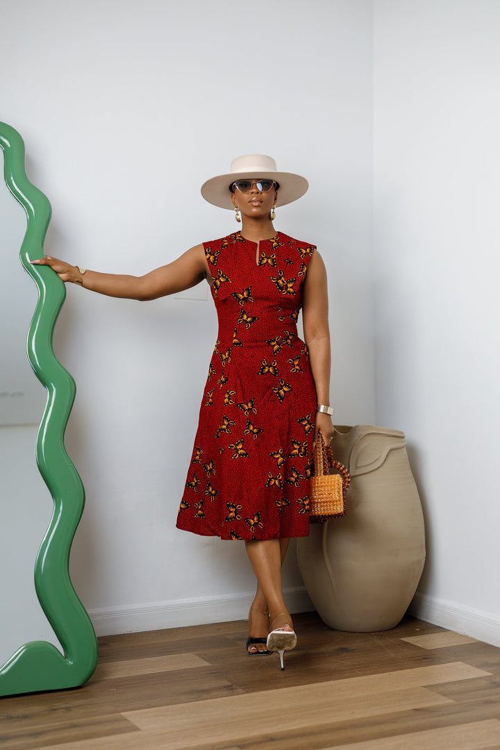 RAISA AFRICAN PRINT SLEEVELESS MIDI DRESS [RED]