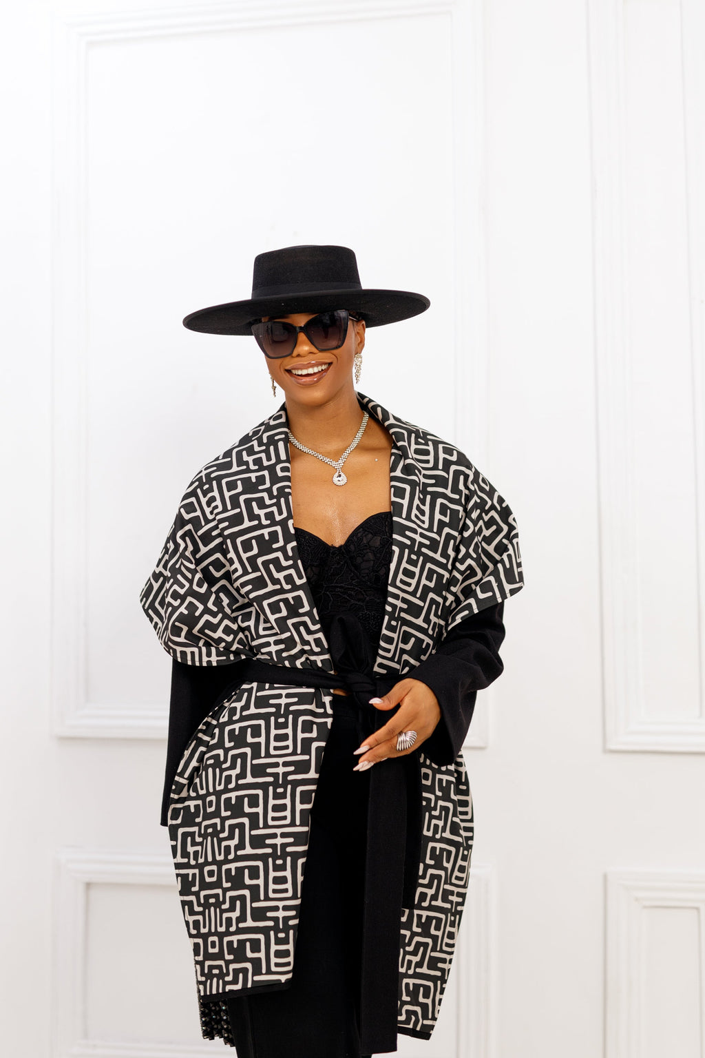 DONNA AFRICAN PRINT WOOL  PONCHO [BLACK]----FINAL SALE