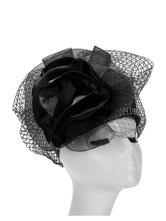 Pillbox Hat w/ Ovsz Flower and Veil