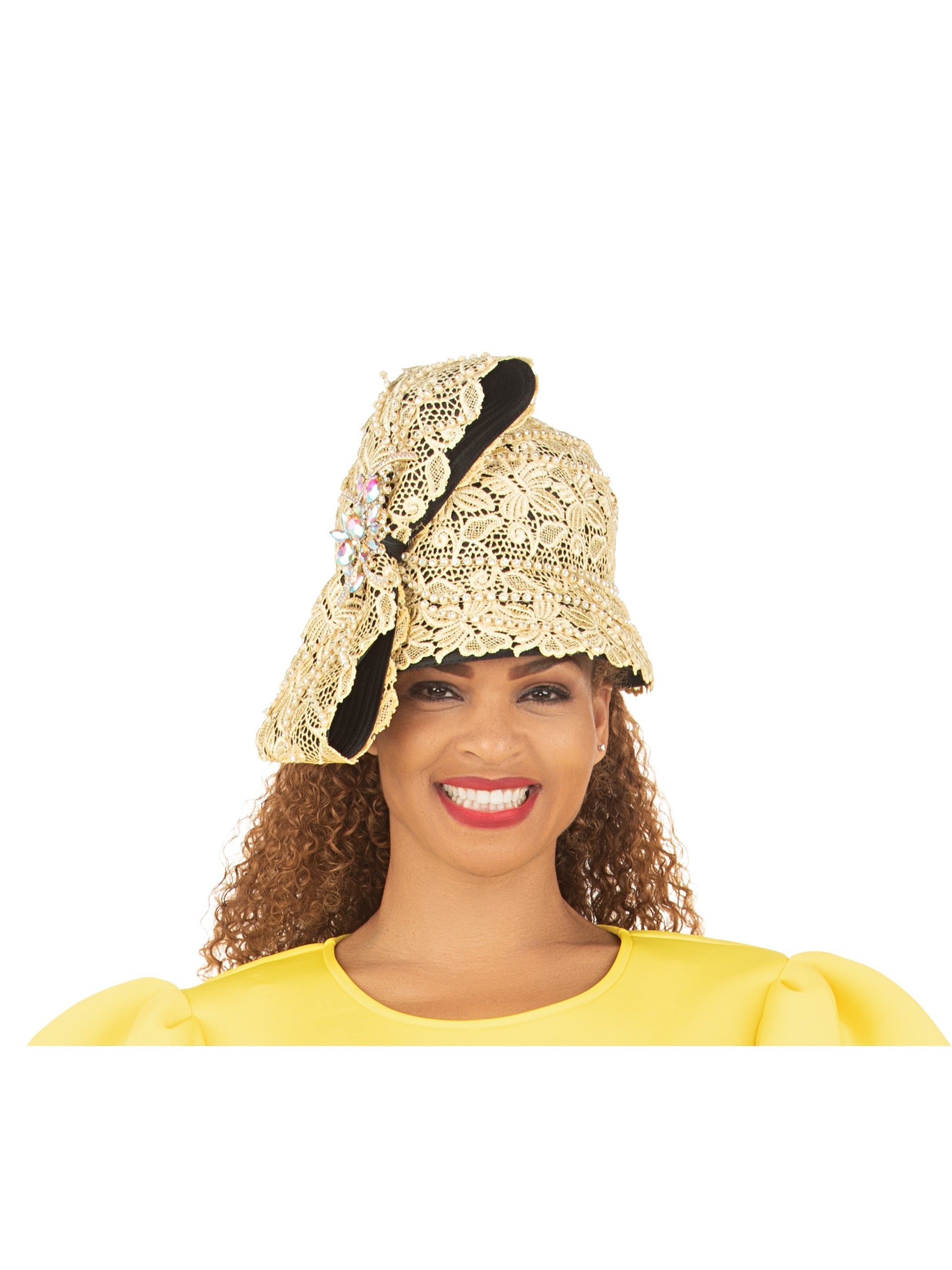 Bucket Hat in Lace w/ Bow & Brooch