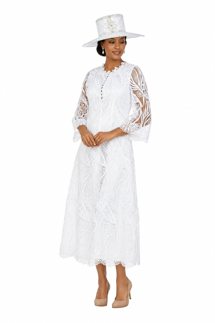 Vintage-Inspired Embroidered Lace Midi Dress
