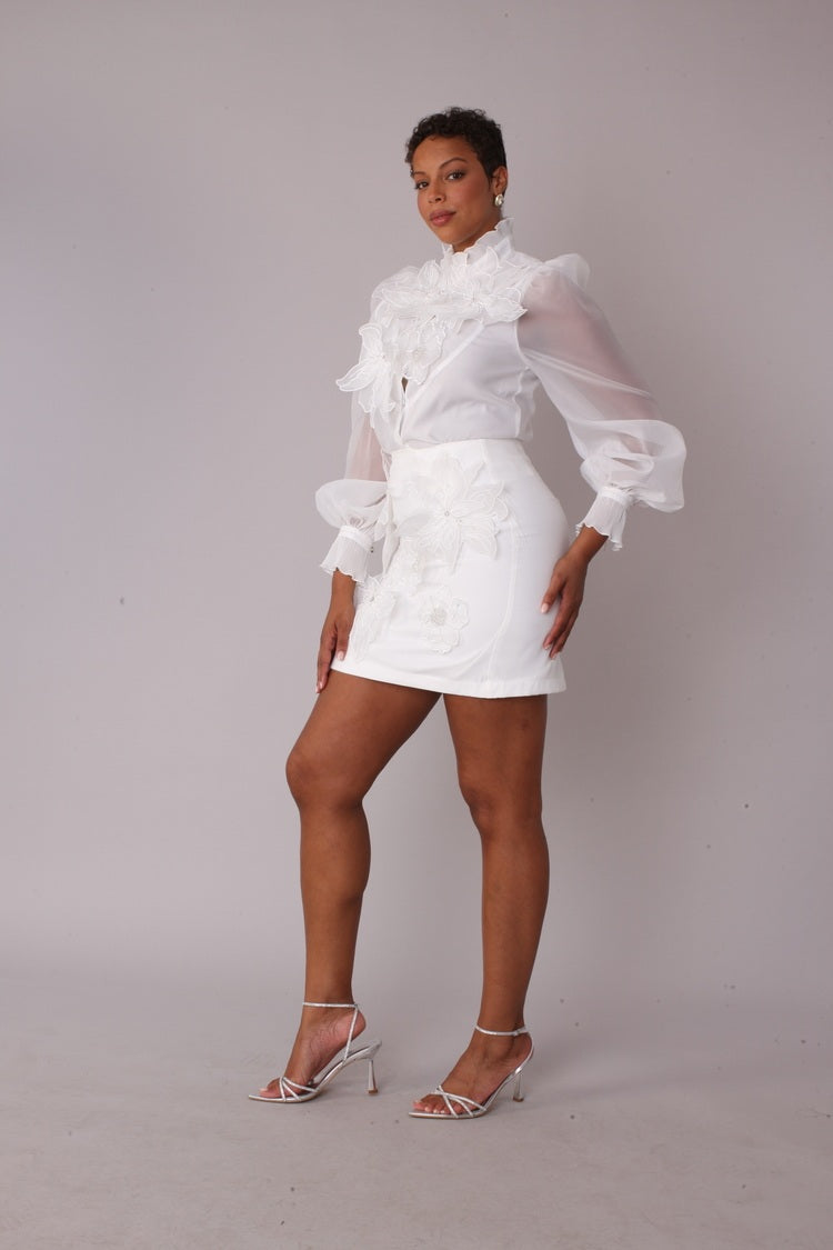 Floral Embroidered Blouse 82682 – Victorian-Inspired Elegance